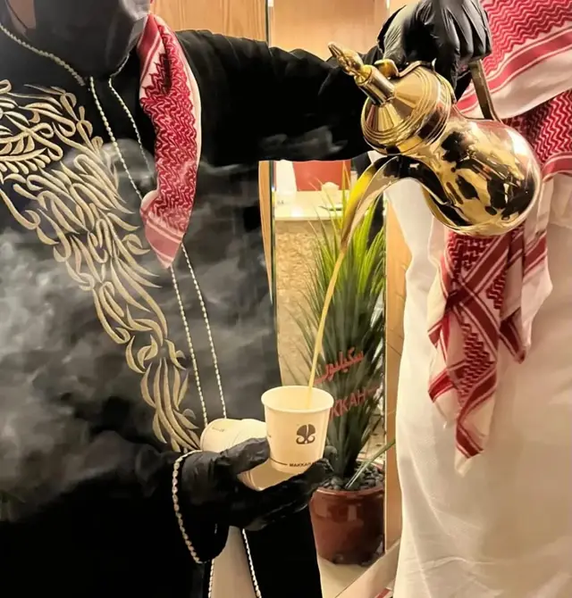 قهوجيين صبابين
